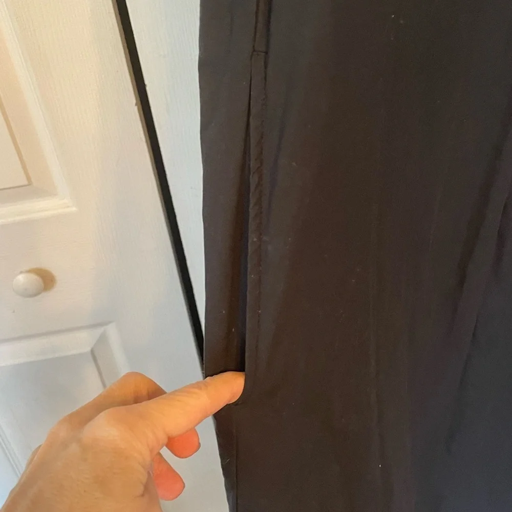 Banana Republic Black Sleeveless Dress - Picture 4 of 6